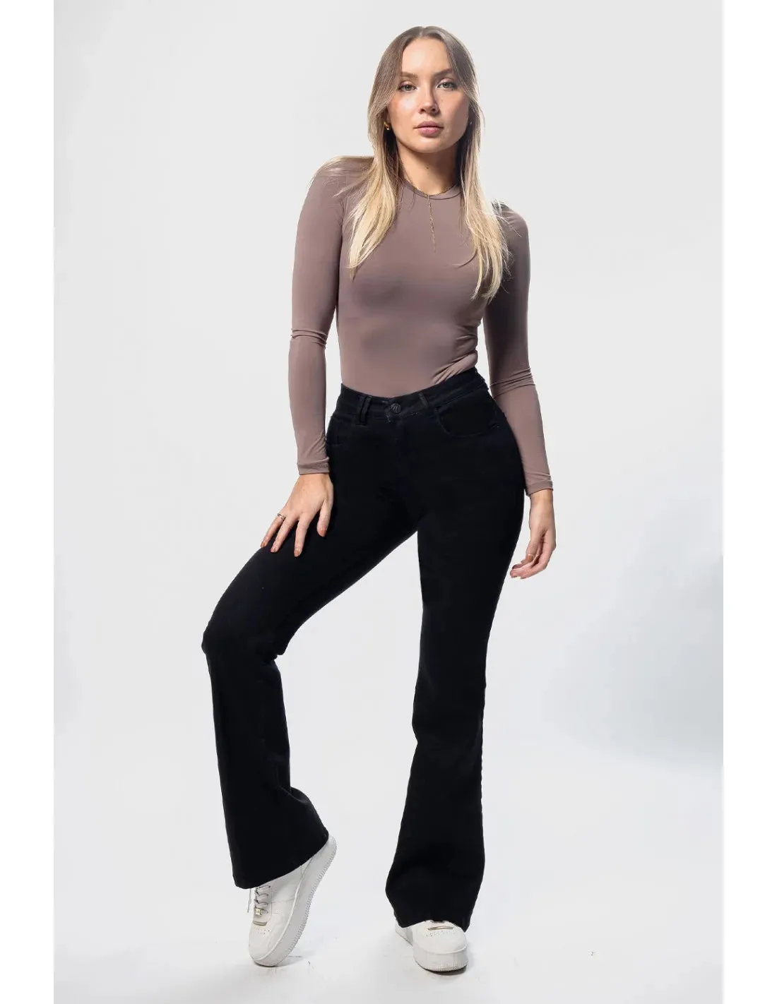 Jeans Mujer Millie Flare 3692