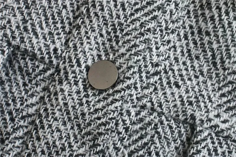 OVERSIZED ASYMMETRIC JACKET